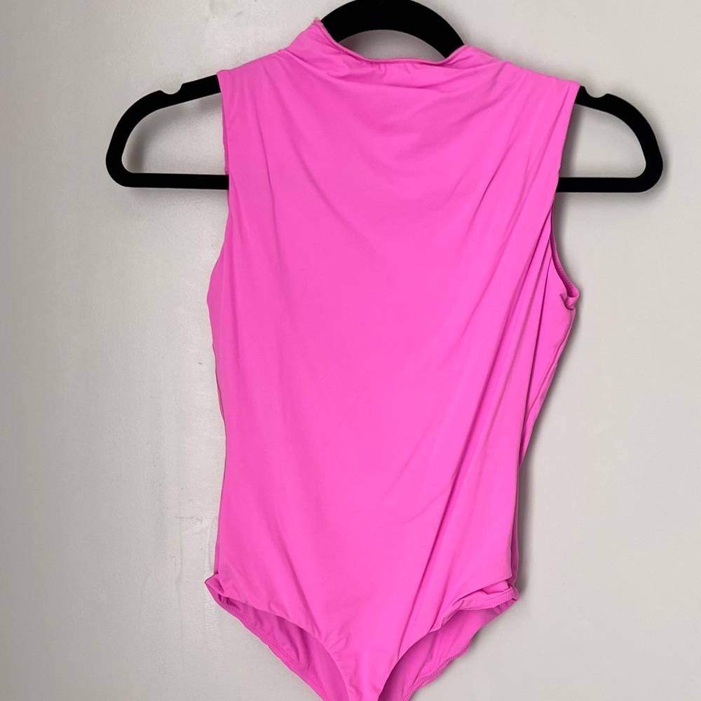 NWOT SKIMS Neon Orchid Pink Fits Everybody Bodysuit
